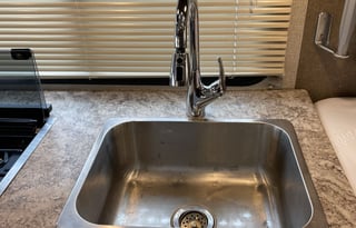 2020  Four Winds 23U $175/night