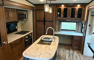 2019 Grand Design Reflection 320MKS