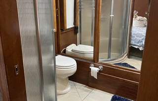 2012 Tiffin Phaeton HAL724