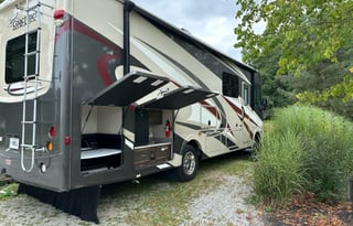 Beautiful 2020 Coachman Mirada Thats pet friendly
