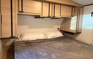 Cruiser Radiance 28QD Bunkhouse Travel Trailer