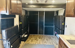2019 Jayco Toy Hauler with patio -  Sleeps 6!