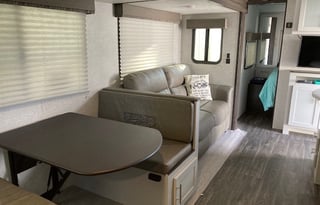 Kid Friendly Quad Bunkhouse 2021 Keystone Bullet