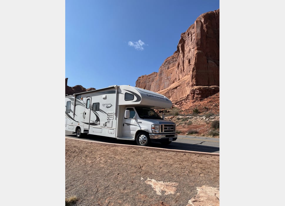 Class C Motor Home rentals in Windsor
