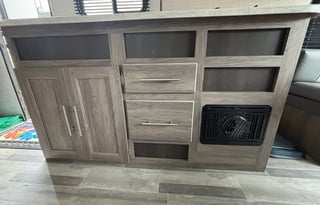 The Tank-Sink Trekker