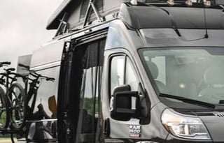 2022 Thor Motor Coach Rize18t Named Phil