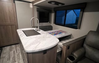 2022 Grand Design Imagine 3250BH