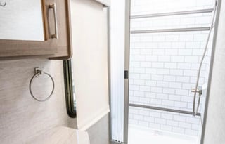 “Howard the Yeti,” class C, Mercedes Entegra Quest