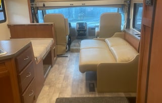 2018 Winnebago Vista 27PE