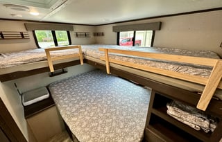 2022 Grand Design 297QB *PERFECT FOR FAMILIES!*