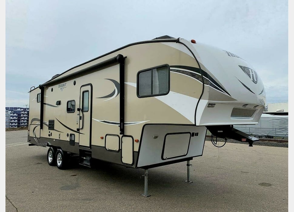 Fifth Wheel rentals in Justin