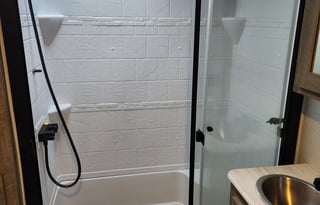 Goose neck and must have 50 amp outlet