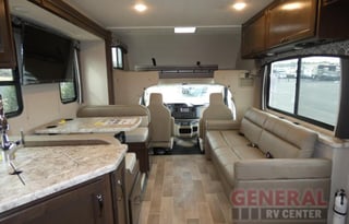 Camper's Delight! Thor Motor Coach Chateau 31WV