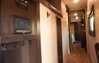 2020 Jayco Eagle 357MDOK Mid den office or bunks