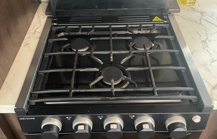 3 burner stove and oven