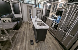 Keystone Avalanche | Large Double Suite w/ 2 Baths