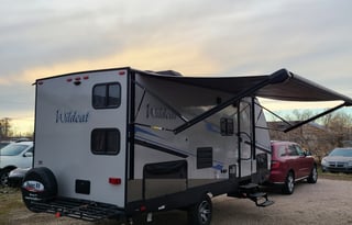 2022 PET FRIENDLY Wildcat 182DBX