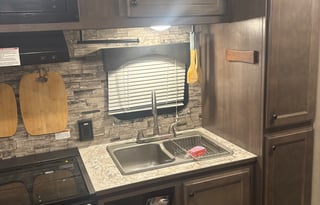 2021 Sunset Park RV Sun-Lite 23RB