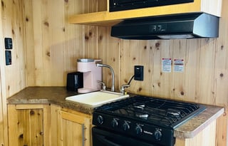 2015 Forest River Heat/AC & Extra Amenities