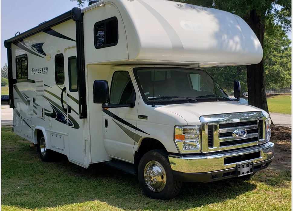 Class C Motor Home rentals in Lexington