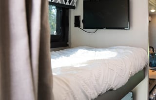 Entegra Odyssey 31F: The Ultimate Luxury Motorhome