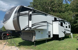 2020 Jayco North Point 377RLBH