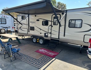 Keystone RV Hideout 24BHSWE