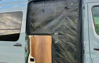 Storyteller Overland 4x4 Stealth Mode