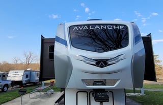 2023 Luxury Fifth Wheel