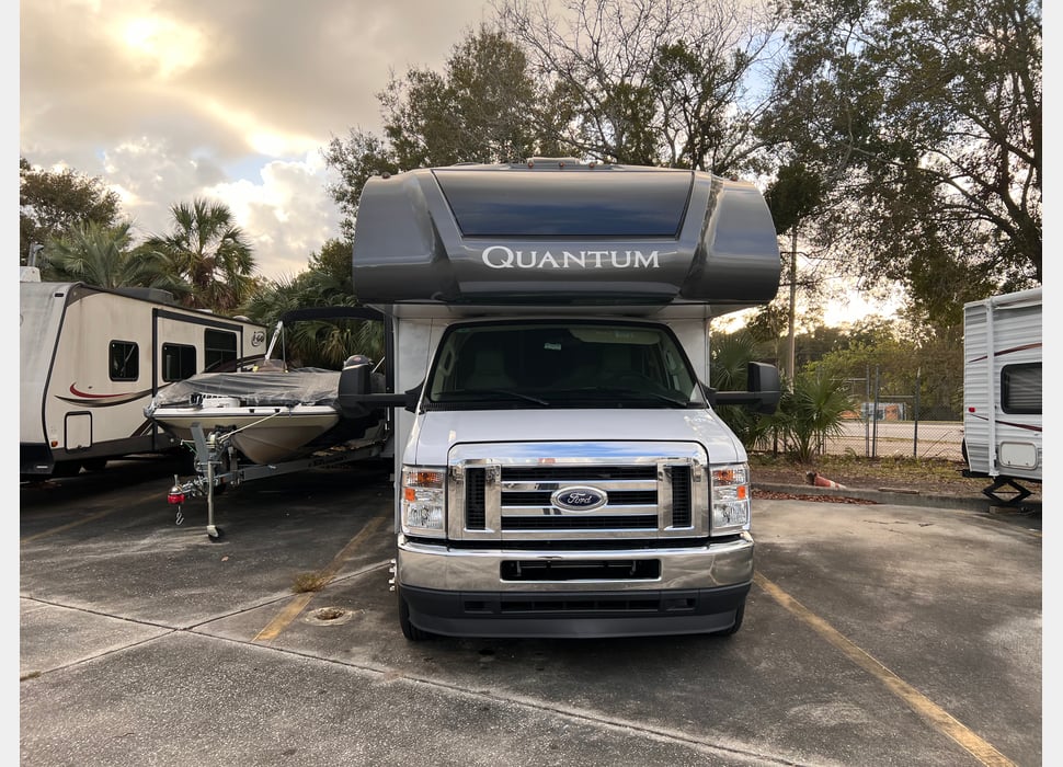Class C Motor Home rentals in Jacksonville