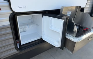 Sunny’s Family & Pet Friendly Adventure RV