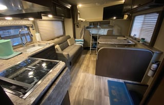 2019 Thor Freedom Elite Bertha the Big House on wheels