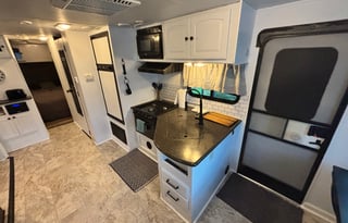 Pet-Friendly: Heartland North Trail (Sleeps 3–4)