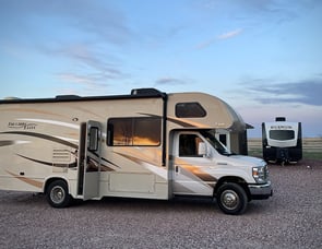 Thor Motor Coach Freedom Elite 26HE