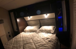 2018 Forest River RV Cherokee Grey Wolf Cherokee 32'