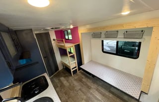 85 weekday special light, sleeps 5 2022  R Pod