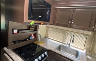 2019 Thor Motor Coach Freedom Elite Traveler A27