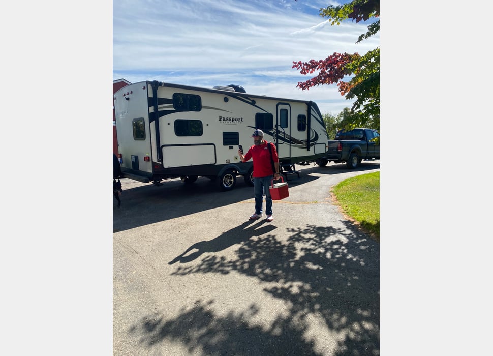 Travel Trailer rentals in Burton
