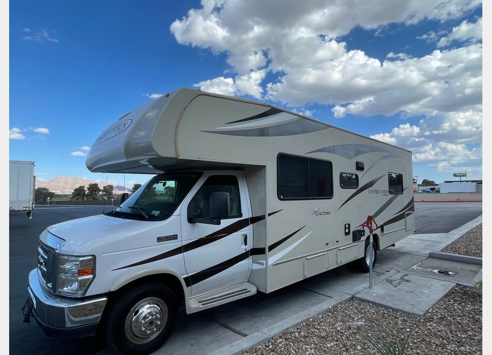 Class C Motor Home rentals in Las Vegas