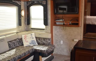 2010 Keystone RV Fuzion 302
