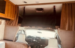 Flor the Wanderer: 2018 Coachmen RV Leprechaun