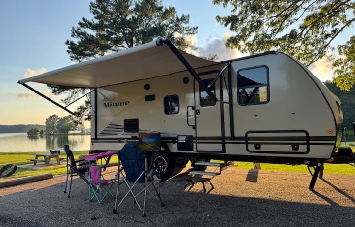 Enjoy lounging in the two adult size chairs and also included are two child size outdoor chairs