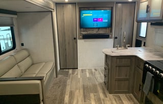 2021 Gulf Stream RV Ameri-Lite Ultra Lite 274QB