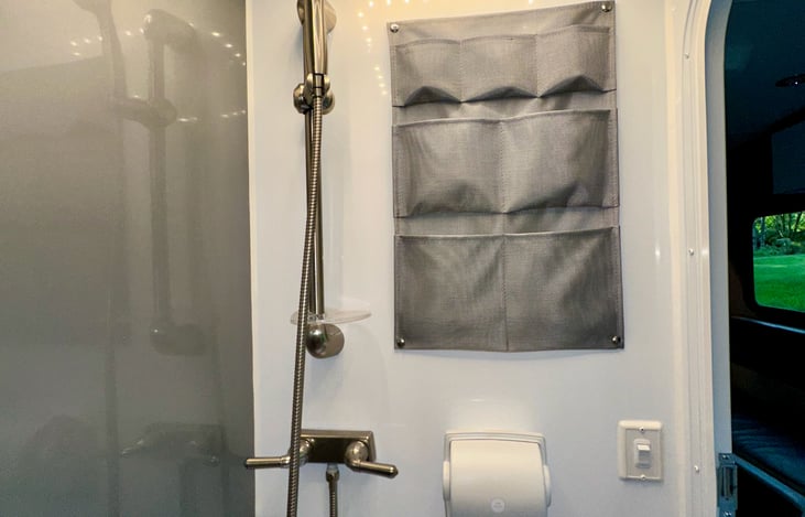 Surprisingly large shower.