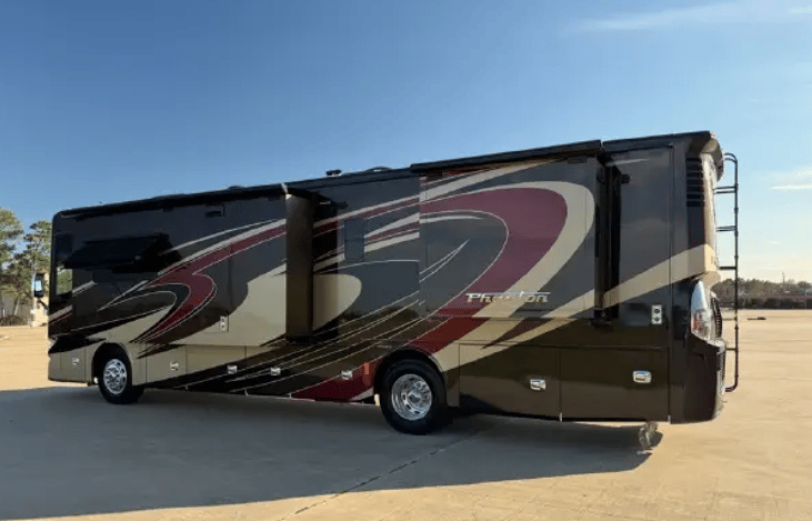 2015 Tiffin Phaeton 36 GH