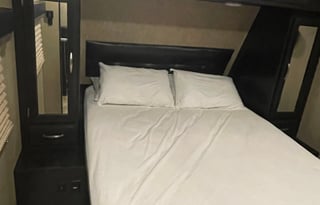 Grand Design Imagine 2400BH "Family Rig"