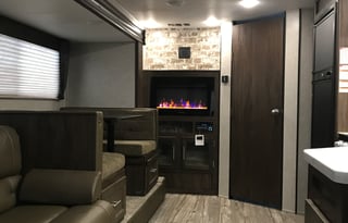 2017 Cherokee Grey wolf