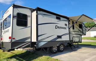 2015 Prime Time RV Crusader 295RST