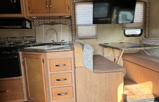 2016 Thor Motor Coach Four Winds 29G. "Let's Go!"