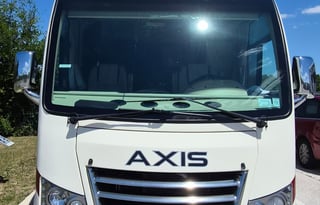 2020 Thor Axis - Easy to Drive and Easy to Park